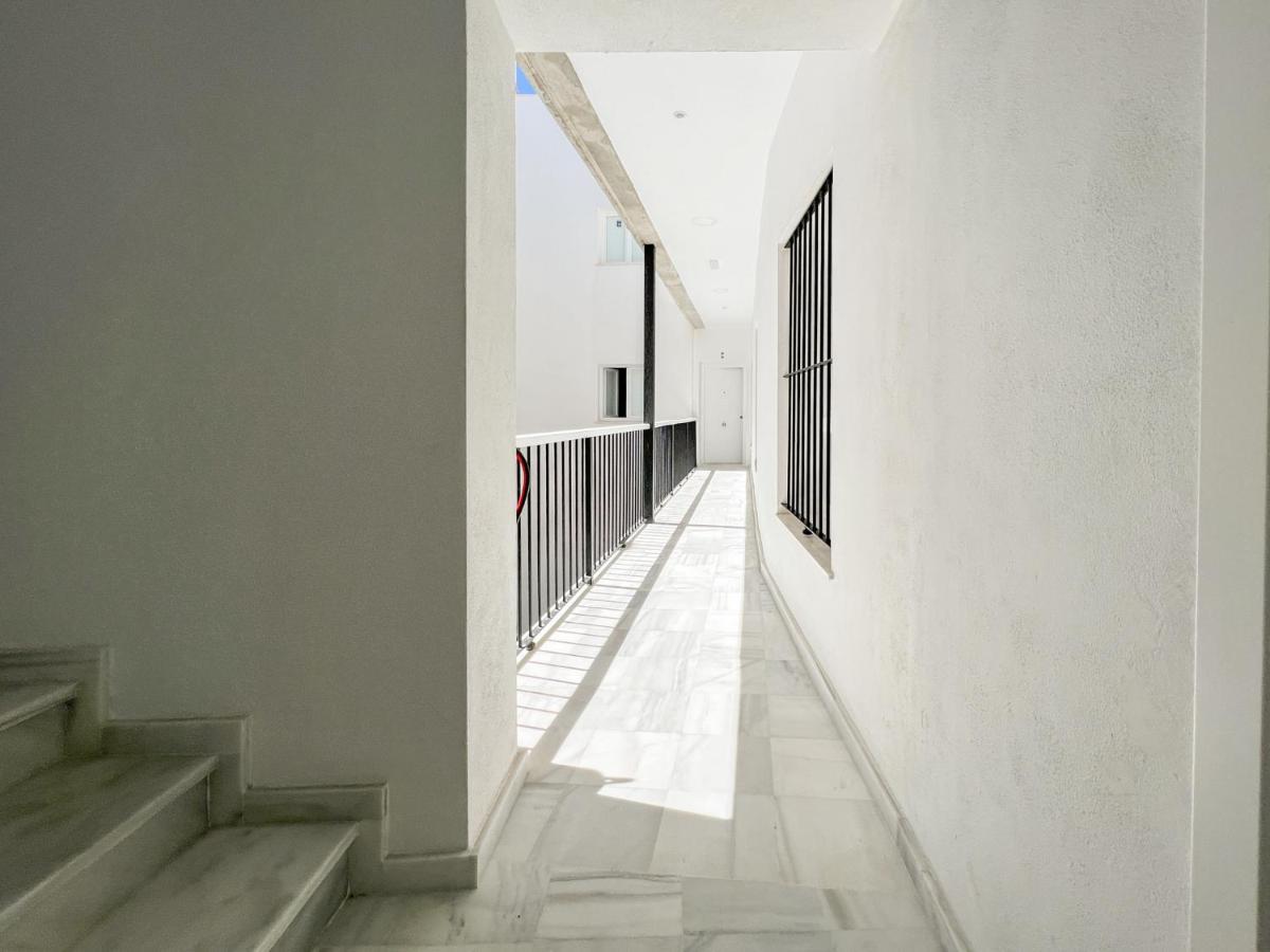 Suite Catedral Little Apartments Cádiz Exterior photo